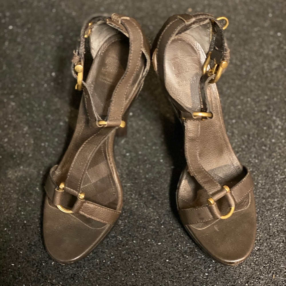 Burberry Leather High Heel